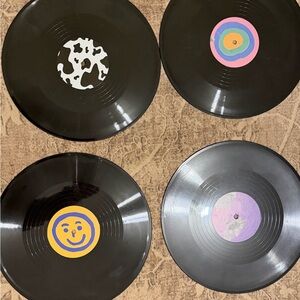 Decorative 80’s vibe wall art